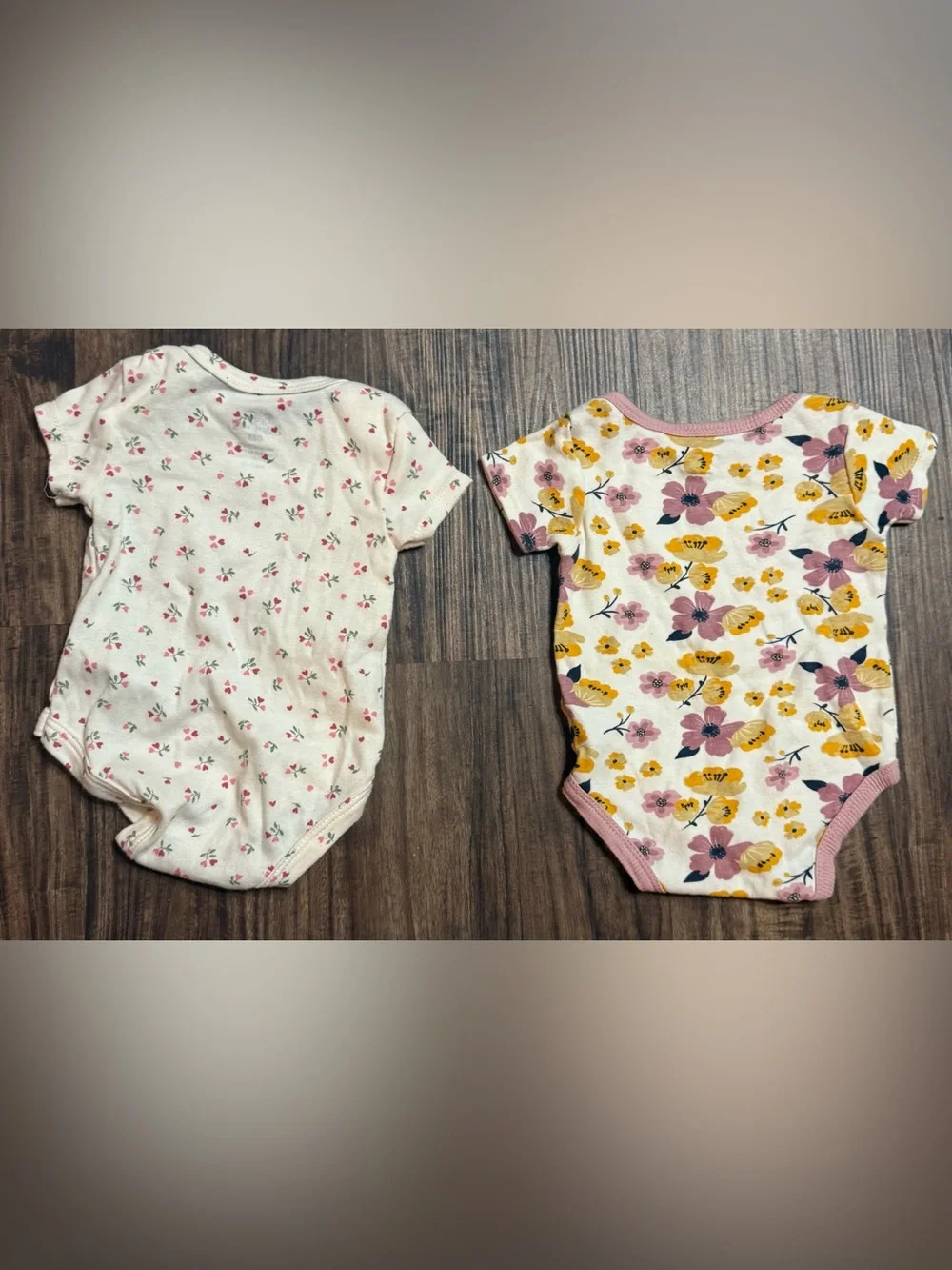 6-9 Months Baby Girls Bodysuits Short Sleeved  Carter’s Disney Minnie Mouse